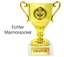 Minicup: Kleiner silberner Pokal mit Henkelkorpus.